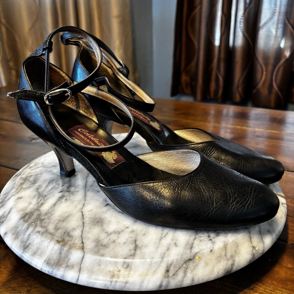 Celebrity Ballroom Dance Shoes Natasha Black Glove Leather 2.5" Heel Sz 10.5 USA